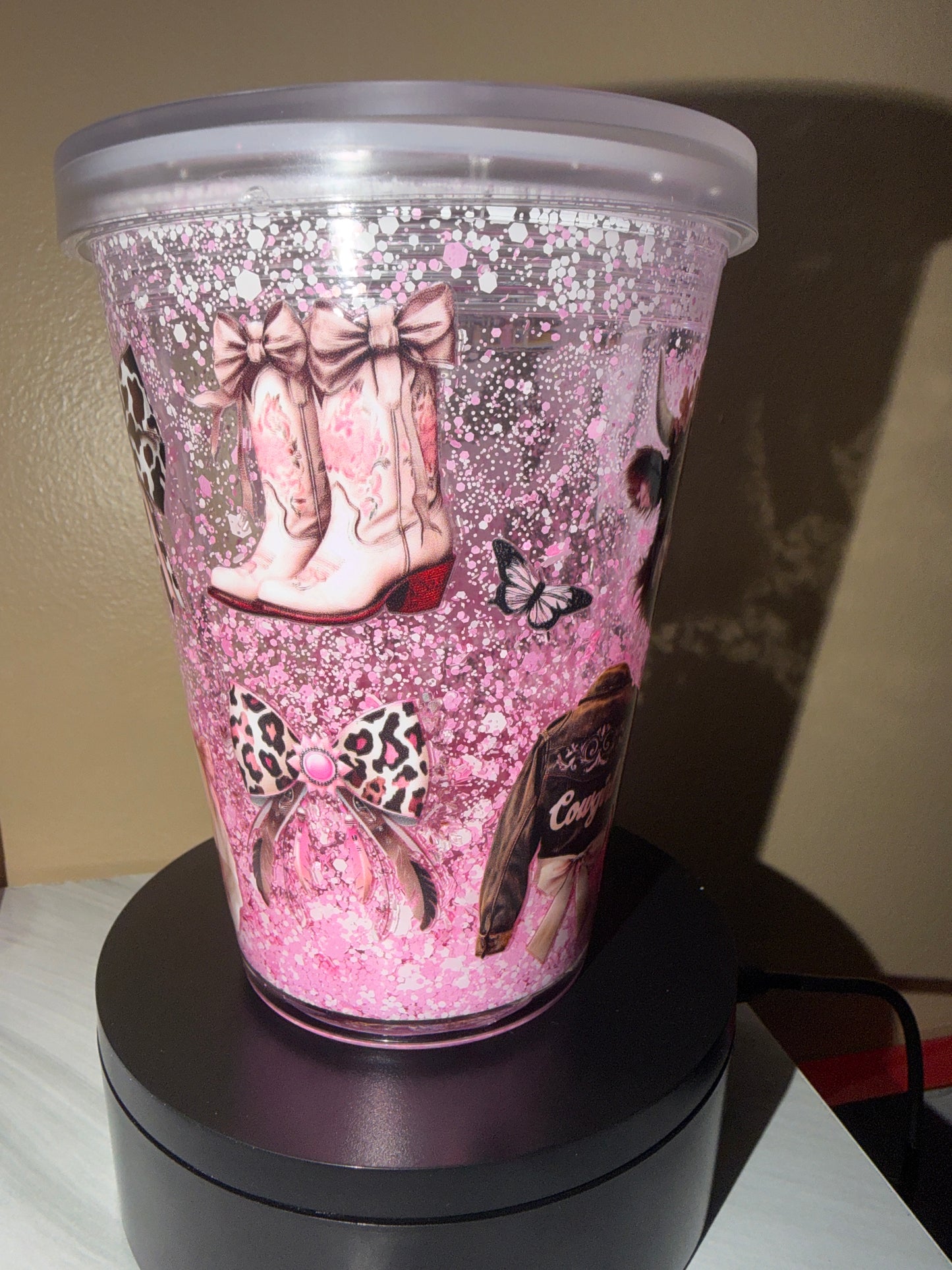 Ready to ship cups